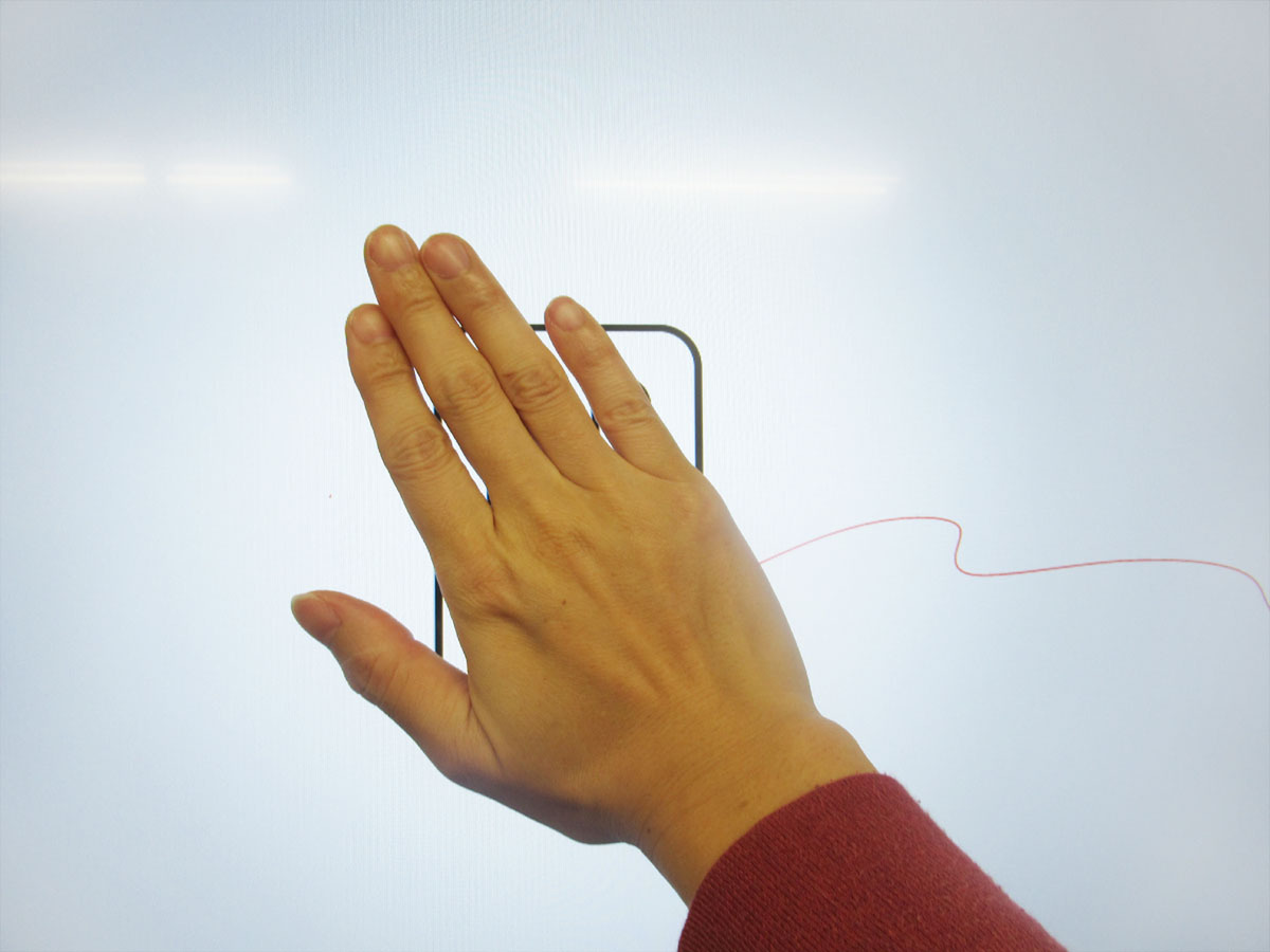 会議室の効率をグンと引き上げる! オフィスにインタラクティブディスプレーを設置するという選択肢