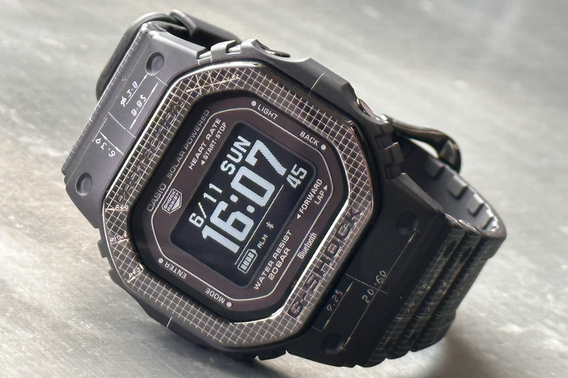 G-SHOCKがステルス進化！ 心拍計測センサー搭載「DW-H5600」が密かに