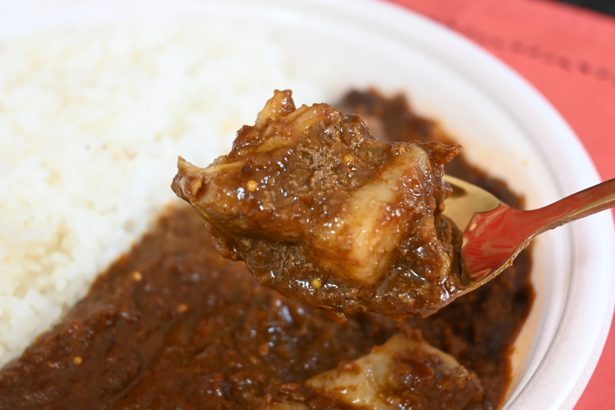 セブン-イレブン　カレーフェア　トマト