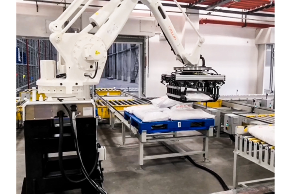 Mujin、「MujinRobot」向けに袋物対応のロボットハンド追加