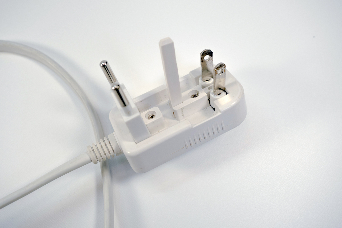 海外用マルチ変換タップ