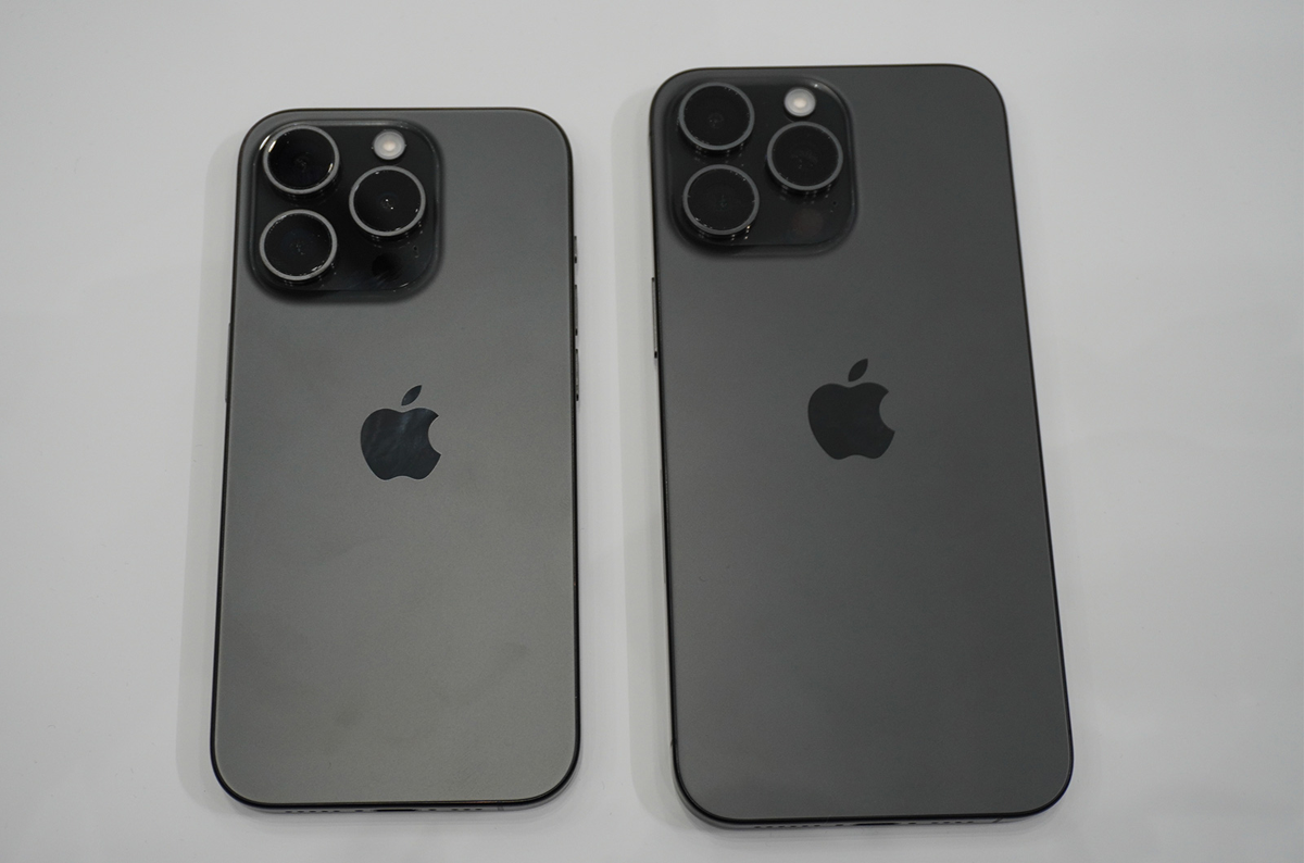 iPhone 15 Pro Max Pro ブラックチタニウム 黒 アップル 