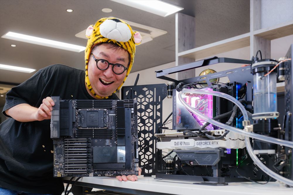 メモリー2TB搭載可能のXeon向けモンスターマザーをXeon自作erと見ていく