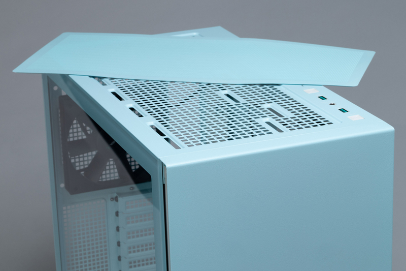 淡い水色がいい！ ドスパラ×DeepCoolのミドル／ミニタワーケースを