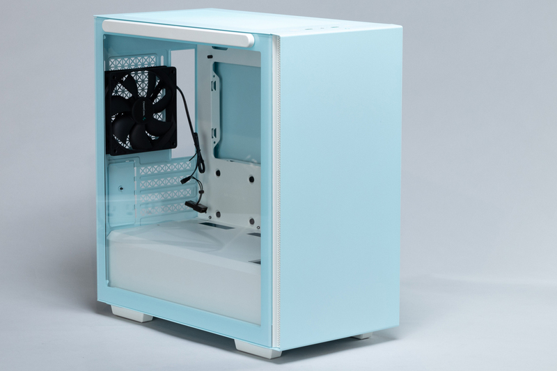 淡い水色がいい！ ドスパラ×DeepCoolのミドル／ミニタワーケースを