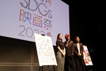 「大丸有SDGs映画祭2023」にミュージシャンSUGIZOさんらが登場！　映画を通じて戦争や紛争について考えるトークイベントのコメントが素敵すぎた