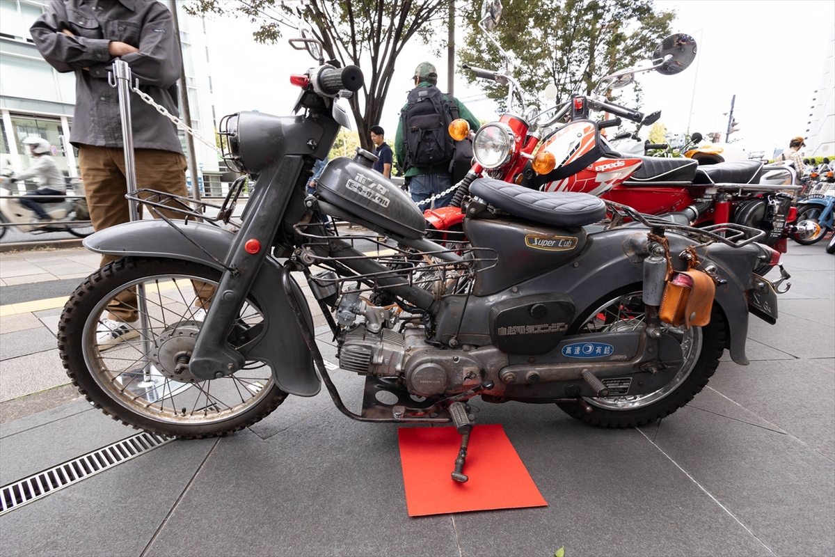 スーパーカブ