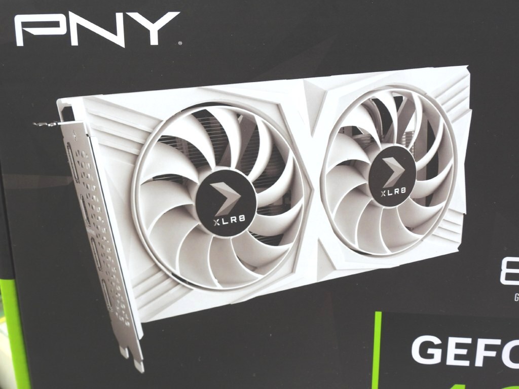 白色でセミファンレス仕様のGeForce RTX 4060がPNYから登場