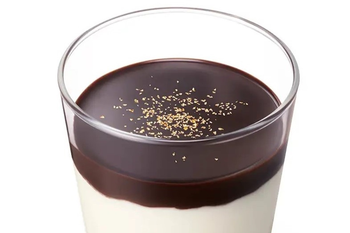 ASCII.jp：モス「金紛のせシェイク」450円 贅沢気分に!!