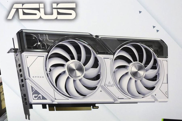 ASUS RTX 4070 OC 12GB white 最終値下げ ASUS NVIDIA GeForce RTX 4070 12GB GDDR6X グラフィックボード｜DUAL