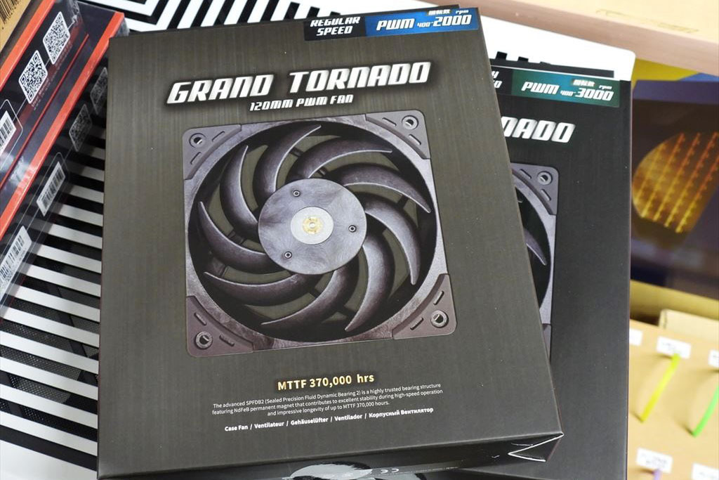 ASCII.jp：液晶ポリマー採用で剛性が高い120mmファンがサイズから