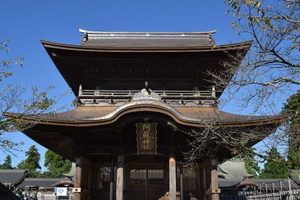 熊本地震からおよそ7年半、阿蘇神社の楼門は復旧完了