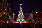 ド派手なツリーやステージが夜を熱く盛り上げるUSJ「NO LIMIT! クリスマス」