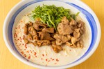 福島ブランド豚×牛乳が斬新な「麺屋 しん蔵」の傑作！ ミルキースープがほっこりマイルド♪