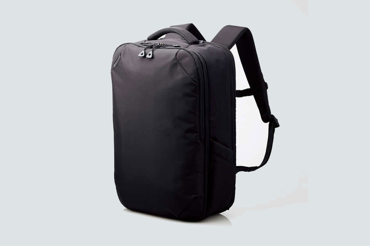 ASCII.jp：合計約25Lの荷物を収納可能な大容量タイプのビジネスバック