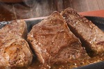 極厚ステーキ食べ放題　カレーもOK【AIニュース 試験運用中】