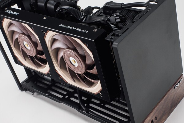 i7-14700＆RTX 4070の静音グラボを内蔵する10.4Lの小型PCはWQHDでも