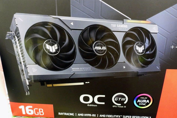 ASUSのTUF Gamingシリーズから3連ファン仕様のRadeon RX 7600 XTが登場