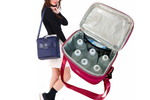ゴルフやピクニックにおすすめ！ たっぷり容量の保冷バッグ
