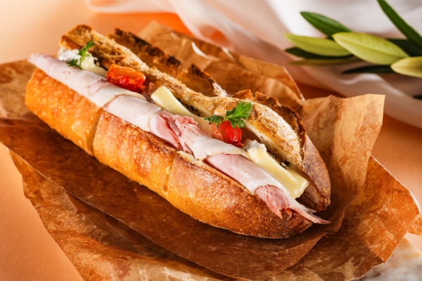 ぺろぼん様オーダー作品　オーストリッチ羽バングル＆フロート＆リボンフロート 2b7c437f4d54b5a7.png?2023101601