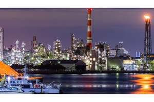 京浜工業地帯の夜景を堪能　ヨコハマ グランド インターコンチネンタル ホテル「工場夜景クルーズ」