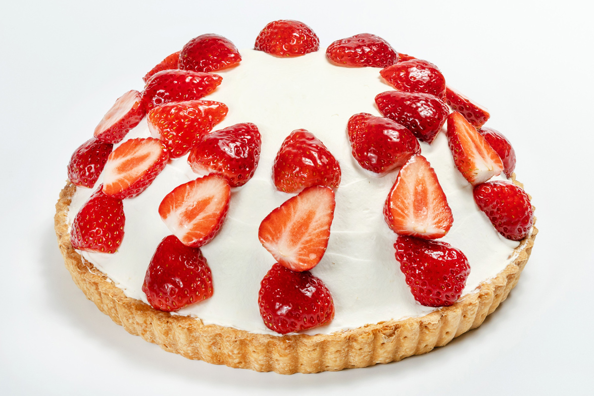 ASCII.jp：神奈川県産いちごを使用！ 果物専門店のタルトに1周年記念品