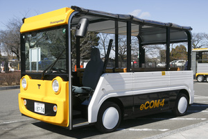 群馬・桐生の企業が作った可愛くて遅いEVバス「eCOM」は、観光地で活躍する人にも環境にも優しいヤツ
