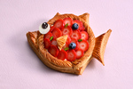 魚の形がかわいい！ フランスの伝統菓子「ポワソン・ダブリル」