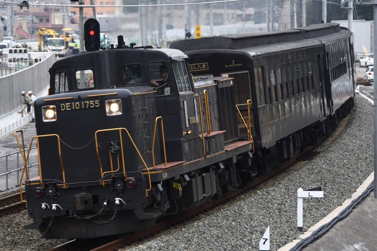 4c13ed6890627392.jpg