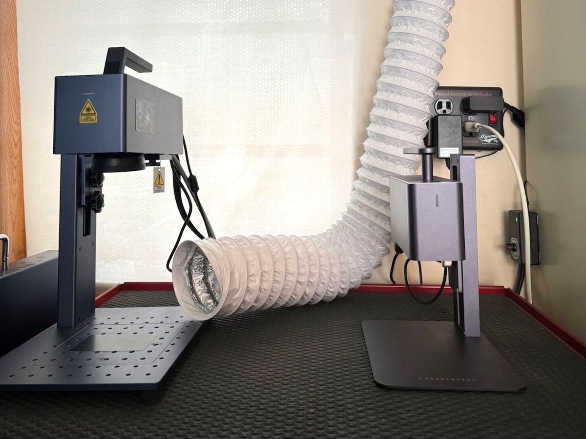 ダクトファン　ダクトブロア　DIY ASCII.jp：秘密基地感がある！ 我が家にミニダクトがある生活