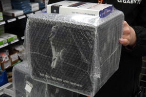 「ドラゴンズドグマ 2」コラボ記念収納ボックスが付いたSSDが発売