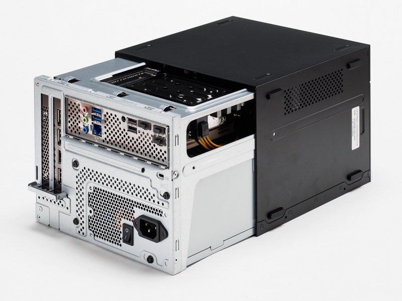 DeskMeet X600ベースの小型BTO PC、容積8LでRTX 4060の欲張りゲーミング構成を実現