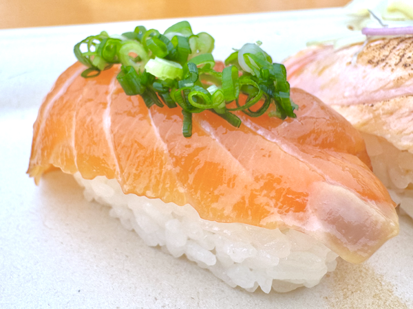SusHi Tech Tokyo 2024 アトランティックサーモンの寿司