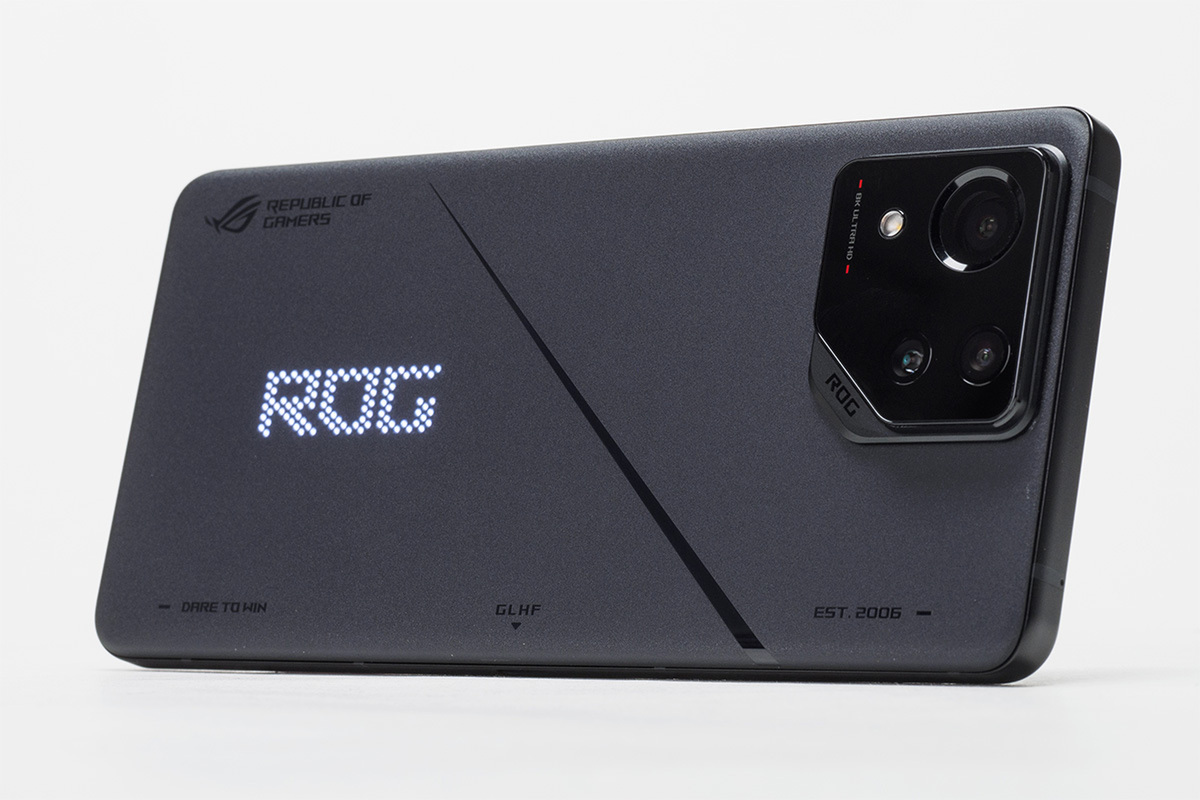 ROG Phone 8