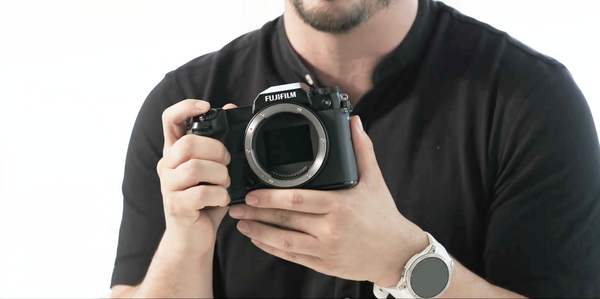 5000ドル切りの1憶画素ミラーレスカメラ「GFX100SII」など富士フイルムが新カメラ＆レンズを発表