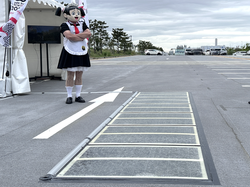 海の森エリアに展示されていた「舗装式太陽光発電」