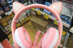 耳も両サイドも光る「猫耳ワイヤレスヘッドフォン」が1250円