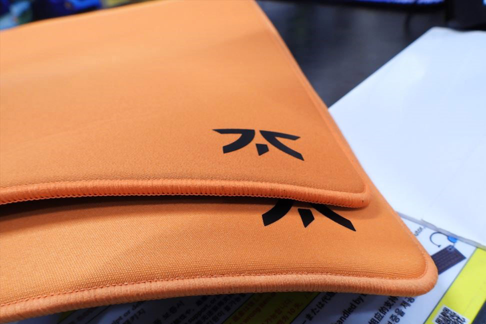 ASCII.jp：厚さ6mmの厚手デザインが手首にやさしいゲーミングマウスパッド