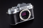 大人気のAPS-Cミラーレスカメラ=富士フイルムXの最新モデル「X-T50」実機レビュー