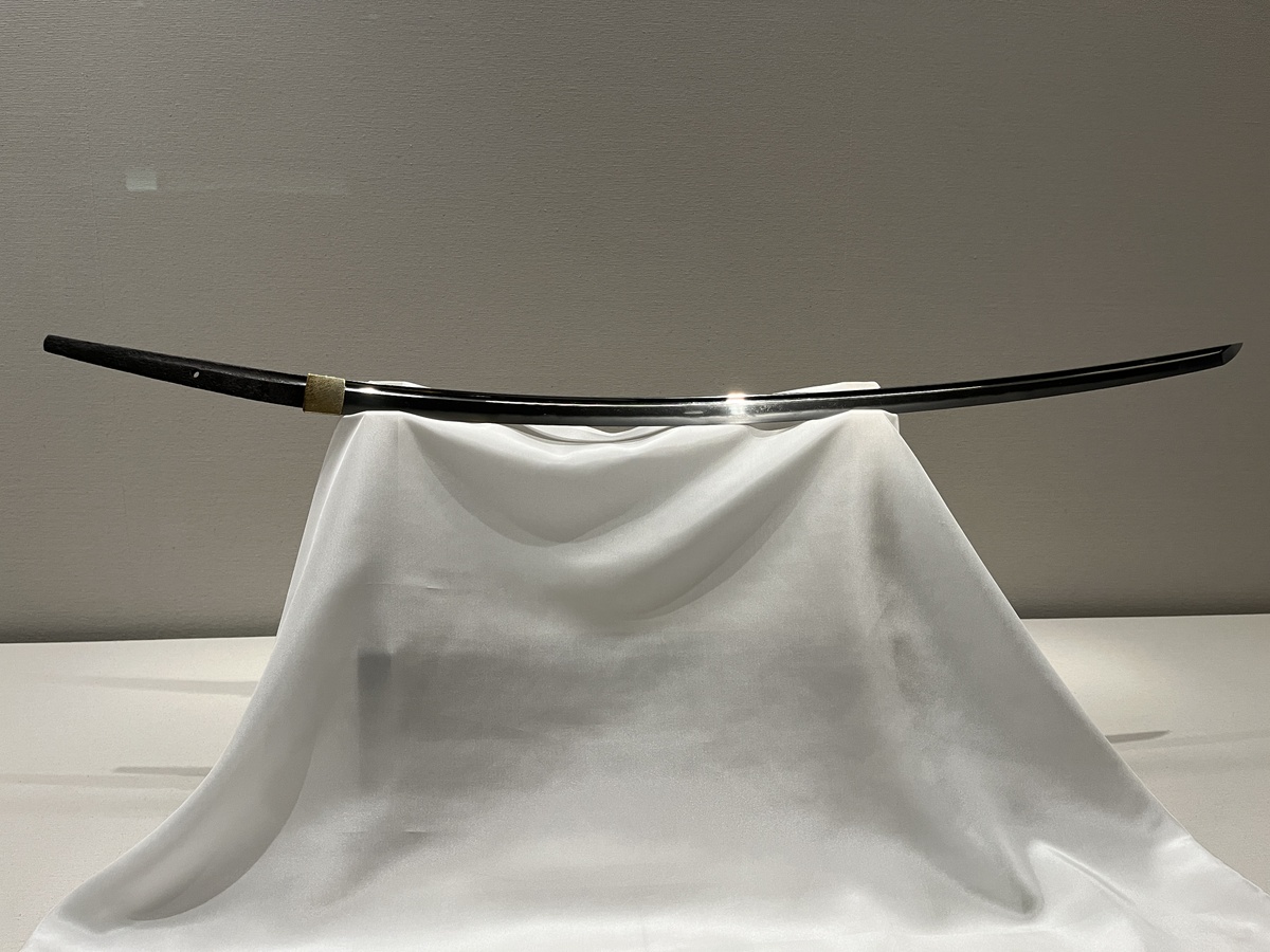 「超・日本刀入門 revive―鎌倉時代の名刀に学ぶ」で展示中の「太刀　銘 備前國宗安」