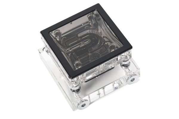 水冷用チューブまで裏配線化！ チューブと配線が見えない水冷ブロック