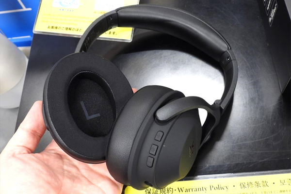 ノイズキャンセリングを備える高性能＆多機能ヘッドホン - 週刊アスキー