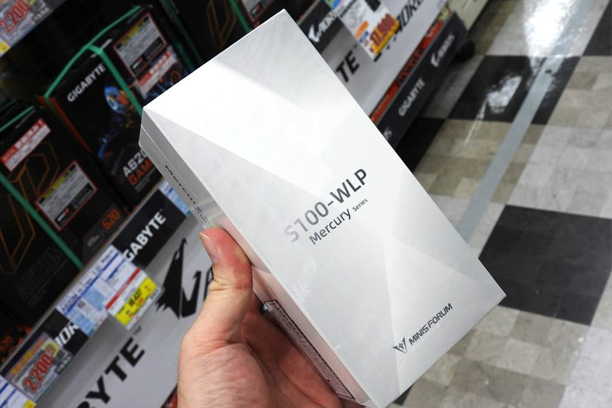 ASCII.jp：スマホよりもコンパクトな極小設計のミニPCが登場