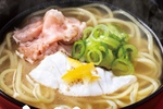 人気ラーメン店「麺魚」監修の「真鯛ラーメン」が460円！ 「スシロー×食べログ」名店シリーズ最新作