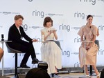 Amazon、見守りカメラ「Ring 首振り機能付きインドアカム」の発表会