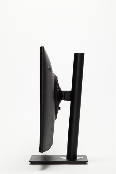 昇降式スタンドとUSB Type-C給電は後悔しないディスプレー選びの新要件! 2万円台前半でも探せばある