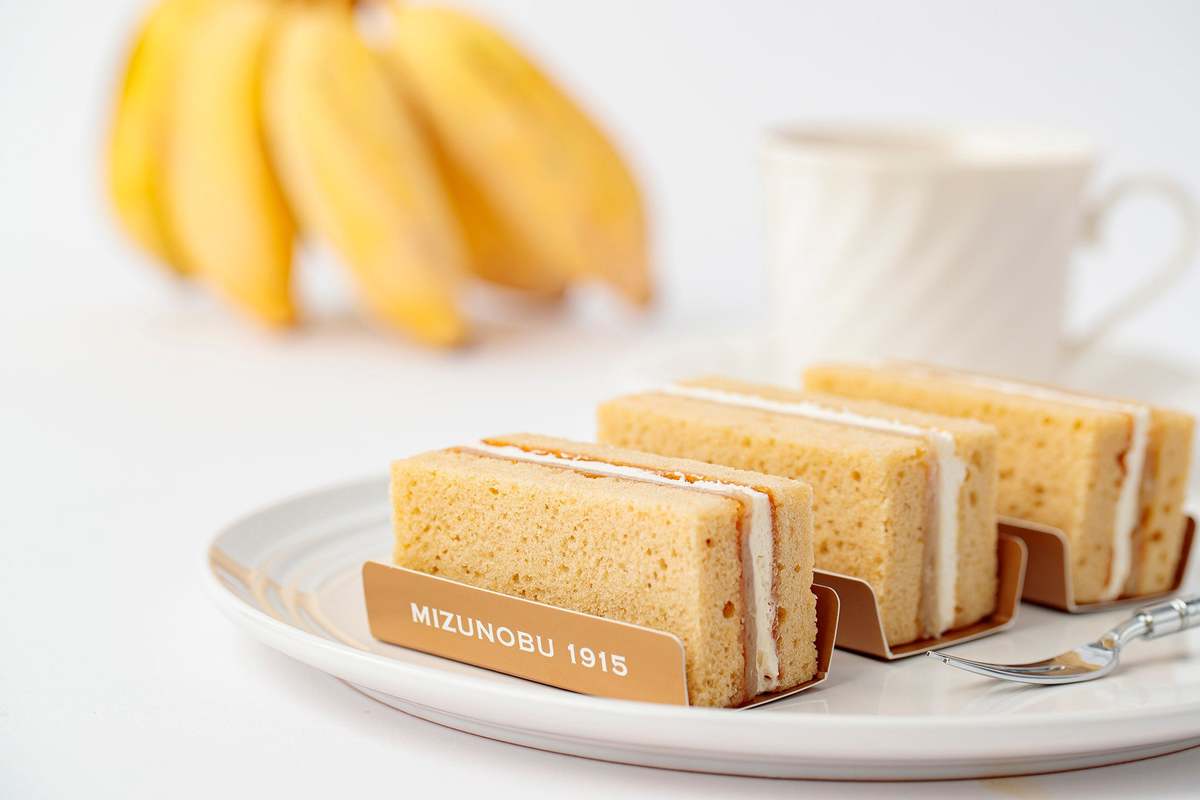 商談中です！！AfternoonTea✨バナナケーキ❤ ASCII.jp：横浜の老舗「水信」がバナナを使った『バナナヴィクトリア