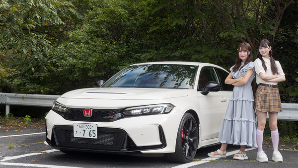 ニアジョイ・髙橋 舞と山田杏佳が赤をテーマにりんご狩りドライブを