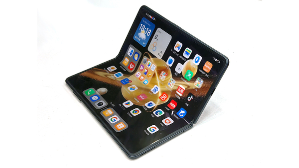 たたんでも極薄9.2mm！ 世界最薄折りたたみスマホ「HONOR Magic V3」を