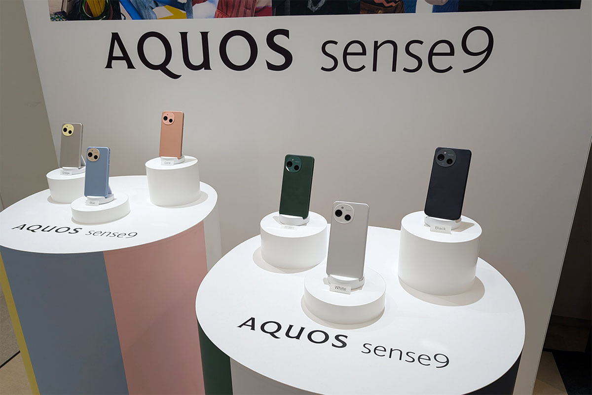 AQUOS sense9